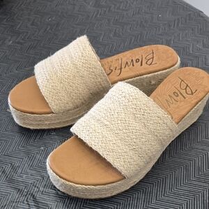 Blowfish Women's Cream Woven Platform Sandals Size 11, NWOT